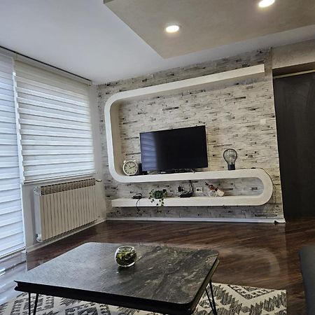 Apartman Daniela Сараево Екстериор снимка