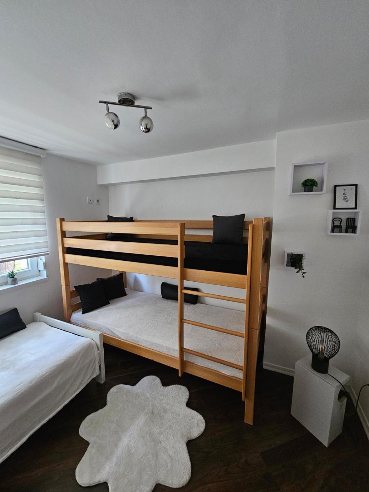 Apartman Daniela Сараево Екстериор снимка